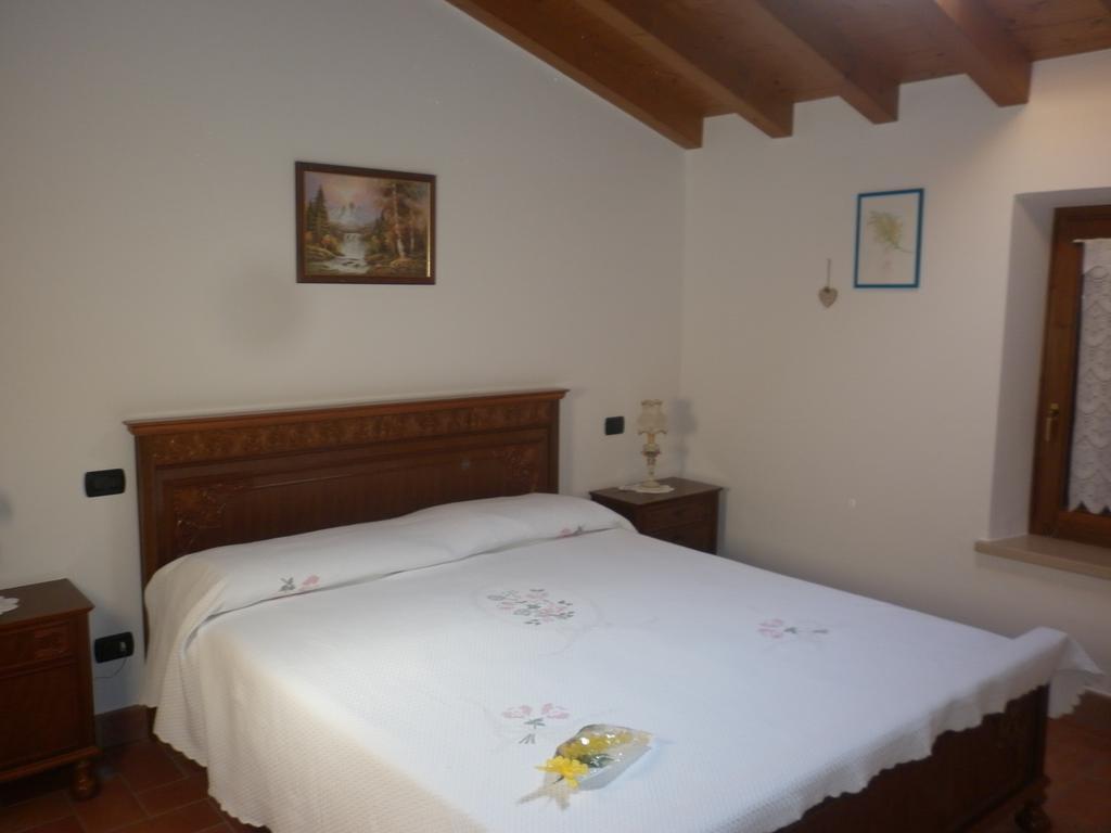 La Piccola Mimosa Apartment Sant'Ambrogio di Valpolicella Bagian luar foto